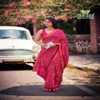 KAARI BY SANSKAR TEX PRINTS COTTON WEAVING BUTTA WITH ARCO BORDER ...