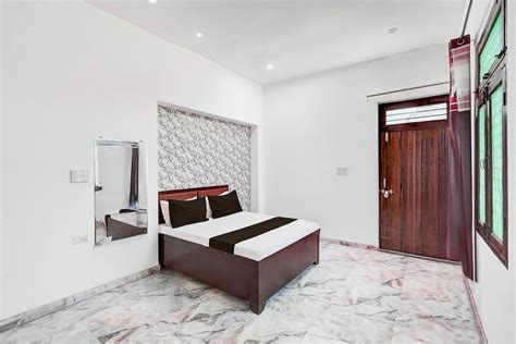 Hotel O Relax Inn, Flagship Meerut, Book @ ₹1125 - OYO