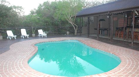 ISINKWE BACKPACKERS BUSHCAMP (Hluhluwe) - Hostel Reviews & Photos ...