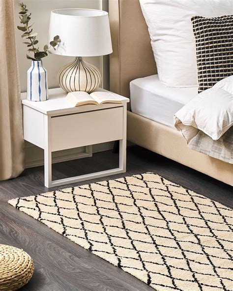 Matto beige/musta 80 x 150 cm MIDYAT | Beliani.fi