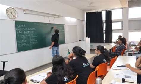 From Facts to Fallacies: Media Students Tackle Critical Thinking