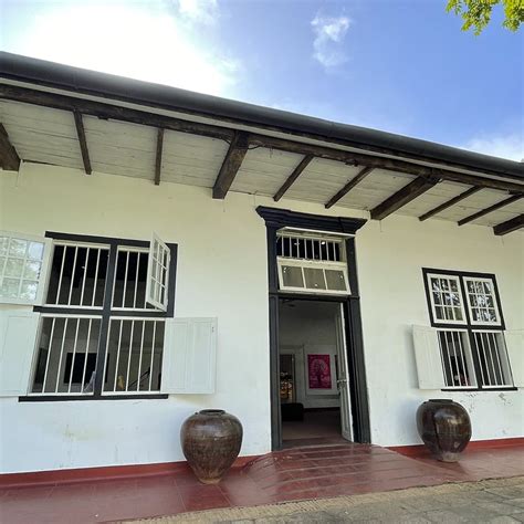 Visit The Iconic David Hall Art Gallery In Fort Kochi | LBB