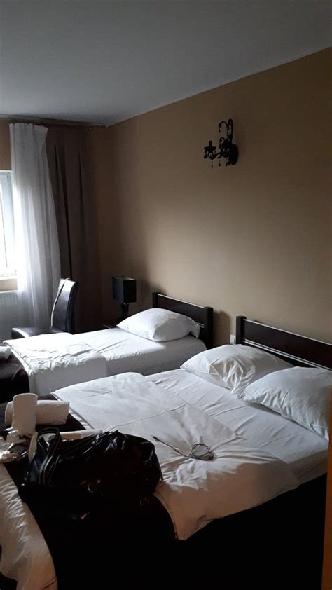 REZYDENCJA ROSATO (Mirkow) - Inn Reviews, Photos, Rate Comparison ...