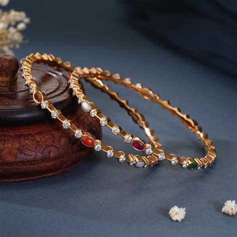 Beautiful Diamond Bangles – Sri Vasavi Thanga Maaligai