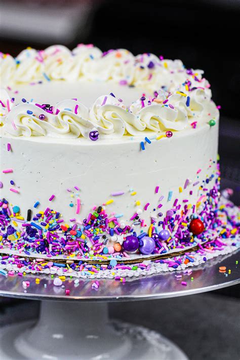 Sugar Free Frosting - Delicious, Fluffy & Sugar Free Buttercream Recipe