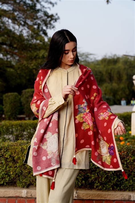 Modern Indian Fashion | Slow Luxury & Sustainable Style – Moh India