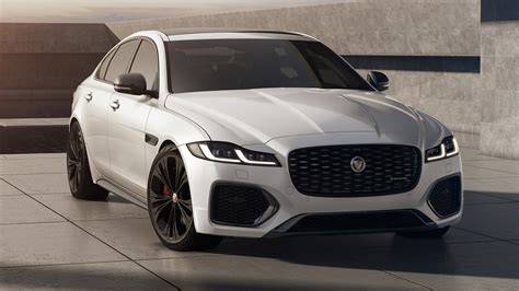 2022 Jaguar XF Review: Expert Insights, Pricing, and Trims