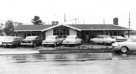 Elmer's Has Been Serving Up Delicious Breakfasts In Oregon Since 1960