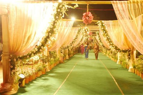 SLN Flower Decoration - Planner - Kacheguda - Weddingwire.in