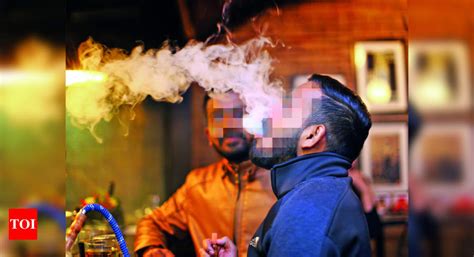 Pubs draw up plans to keep women guests safe | Kolkata News - Times of ...