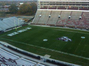 Mississippi State honors Nick Bell in end zone on Senior Day - al.com