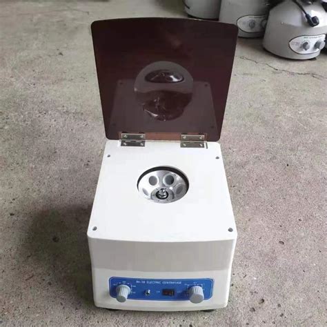 Remi Medico Plus Medico Centrifuge With 8 x 15 ml Swing out Rotor Head ...