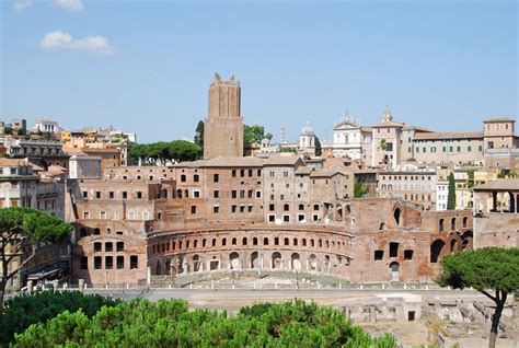 年代感的罗马建筑背景图片-辉煌的罗马历史背景素材-高清图片-摄影照片-寻图免费打包下载