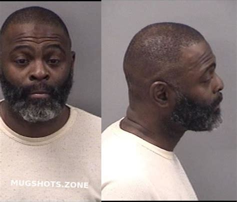 WARD ROBERT L 12/13/2022 - Kankakee County Mugshots Zone