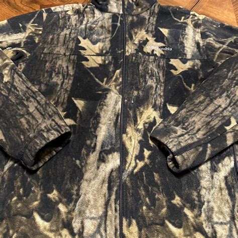 Columbia camouflage fleece jacket-xl - Depop