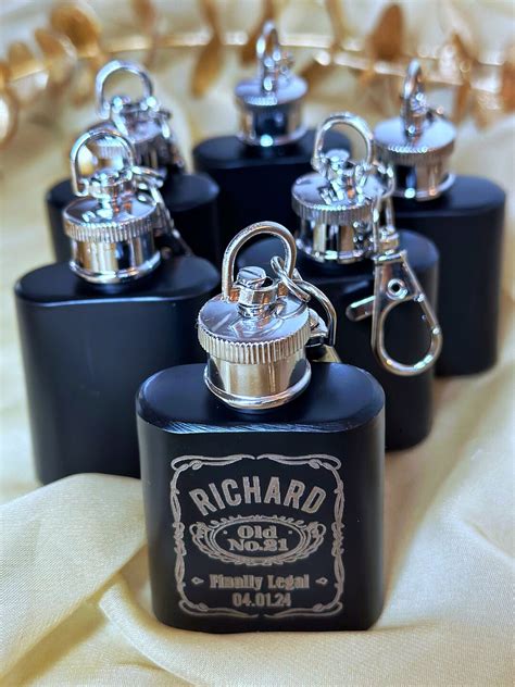 Personalized Party Favor , Customized Flask Keychain , Wedding Gift ...