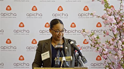 Jackson Heights Ribbon Cutting | Apicha Community Health Center