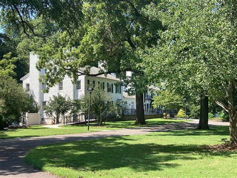 TANGLEWOOD MANOR HOUSE BED AND BREAKFAST (Clemmons) - B&B Reviews ...