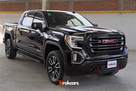 GMC SIERRA AT4 5.3 Cabina Doble 4x4 AT 2021 | www.brokcars.com.mx