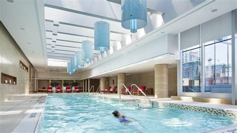 Shangri-La Toronto Pool: Pictures & Reviews - Tripadvisor