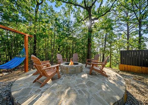 Hochatown, Oklahoma United States - Once Upon A View | Lakewood Luxury ...