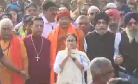 Mamata Banerjee begins all-faith harmony rally in Kolkata