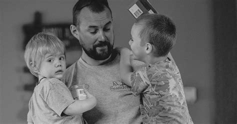 Wisconsin man trying to visit family in Ireland detained at Dublin ...