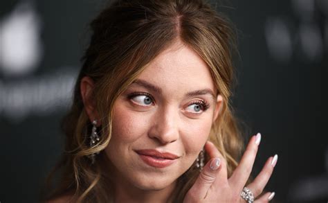 Sydney Sweeney äußert sich erstmals ausgiebig zur Jeans-Affäre