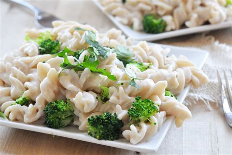 Vegan Cauliflower Alfredo Recipe | Vegan Girls Guide