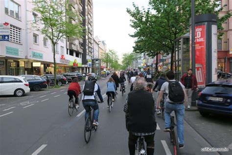Fotos von der Critical Mass in Köln am 27.04.2018