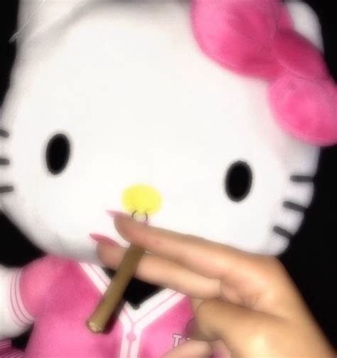 App Pictures, Funny Profile Pictures, Hello Kitty Items, Sanrio Hello ...