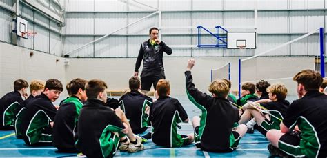 School Clubs 的图像结果