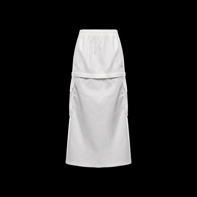 Nike Sportswear Women's Mid-Rise Woven Cargo Midi Skirt. Nike IN