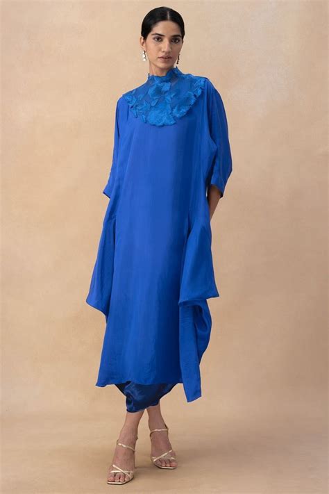 10 Vogue-approved workwear kurtas to level up your desi corpcore style ...