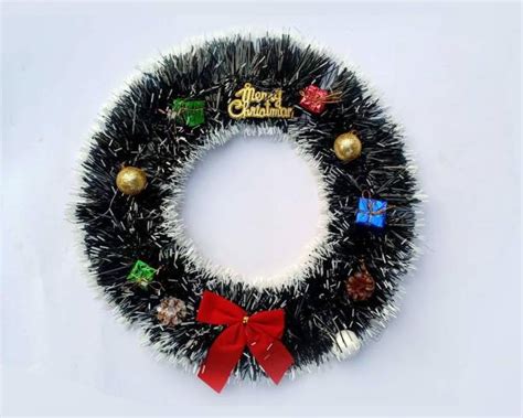 Christmas Tree Decorations: Buy Christmas Tree Decoration Items Online ...