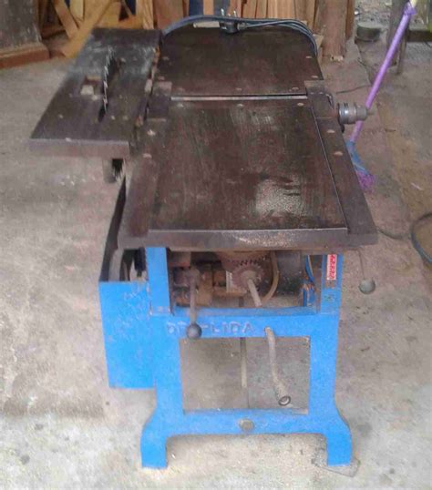 Wood Cutting Machine – Surplus