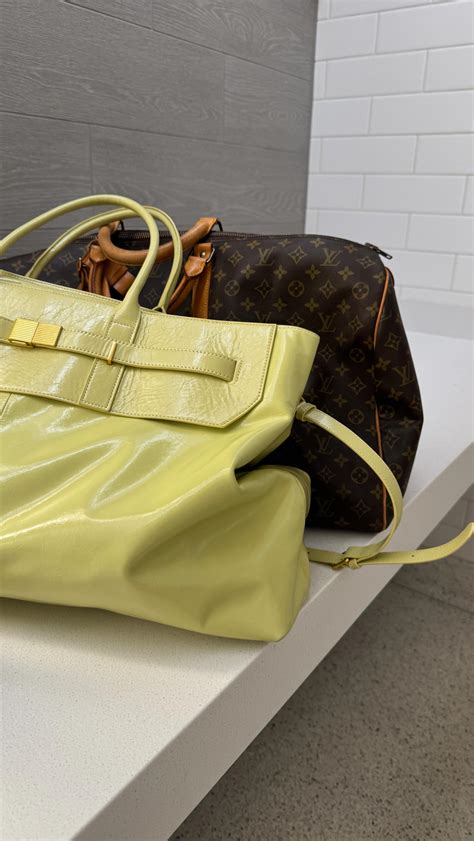 Mila | Brigadeiros: my favorite Brazilian treat 🍬🍫🇧🇷 My mom’s are better Ingredients: 1 tbsp ...