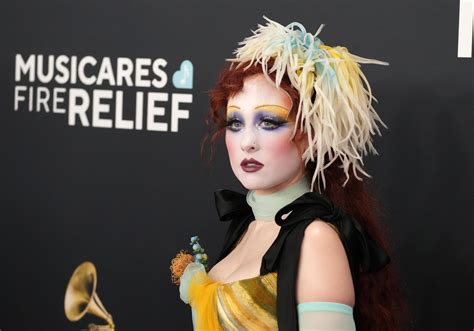 Does Chappell Roan Have a Girlfriend? Inside Her Dating Life | Life & Style