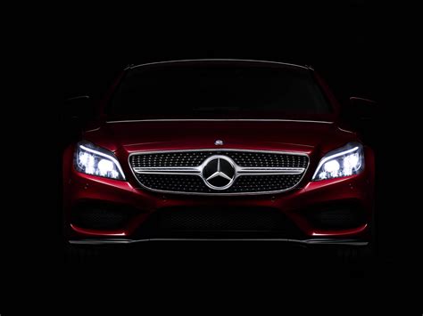 Mercedes-Benz debuts multi-beam LED headlamp tech in new CLS | Autocar ...