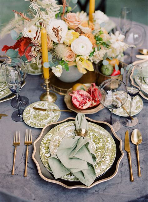 What are charger plates used for at events?