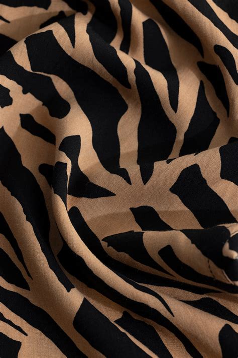 Buy Men's Vize Abstract Brown Shirt Online | SNITCH