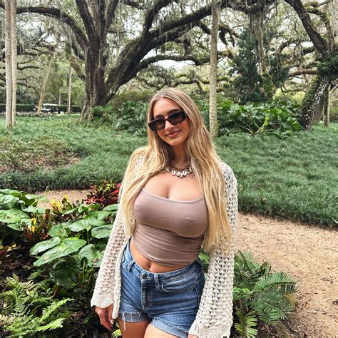 Eliza Wild (@realelizawild) • Instagram photos and videos