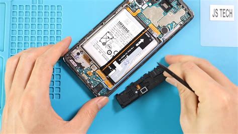 https://diygeardo.com/wp-content/uploads/2023/10/How-to-Repair-Not-working-Samsung-Galaxy-A52-5g-Ringer-Speaker-2-28-jpg-1.jpg