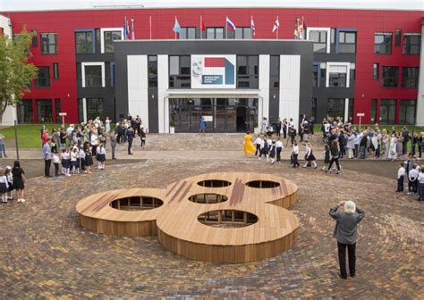 International Lomonosov School Berlin — Международная школа им. М ...