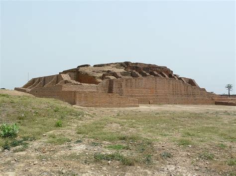 Angulimala Stupa | IndiaUnveiled