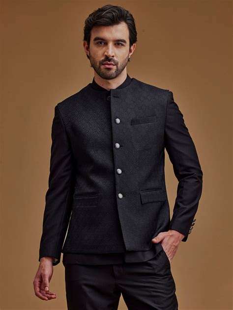Black Textured Indo Western Bandhgala – Neumen