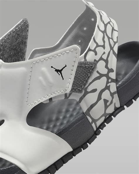 Jordan Flare Baby and Toddler Shoe. Nike IN