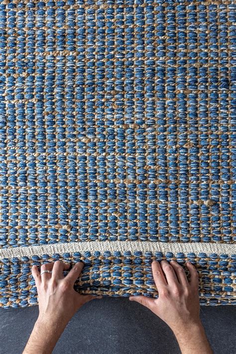 How To Convert Waste Cloth Pieces Into Rugs Or Mats | Herzindagi