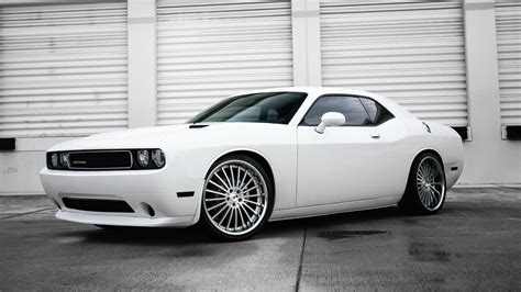 White Dodge Challenger Wallpapers - Top Free White Dodge Challenger Backgrounds - WallpaperAccess