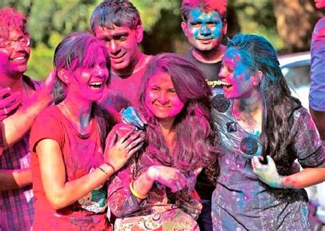 6 Holi Parties In Delhi To Celebrate The Festival Of Colors in 2023